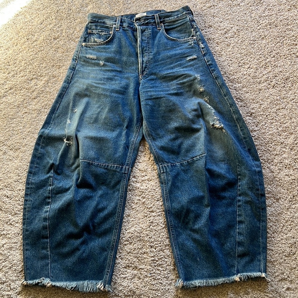 CoH Horseshoe jean, in Magnolia, size 29. NWOT.